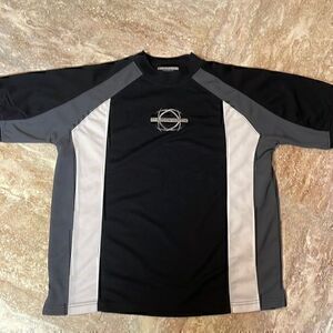 Bassworx men’s short sleeve polyester shirt. Size M. Black/gray